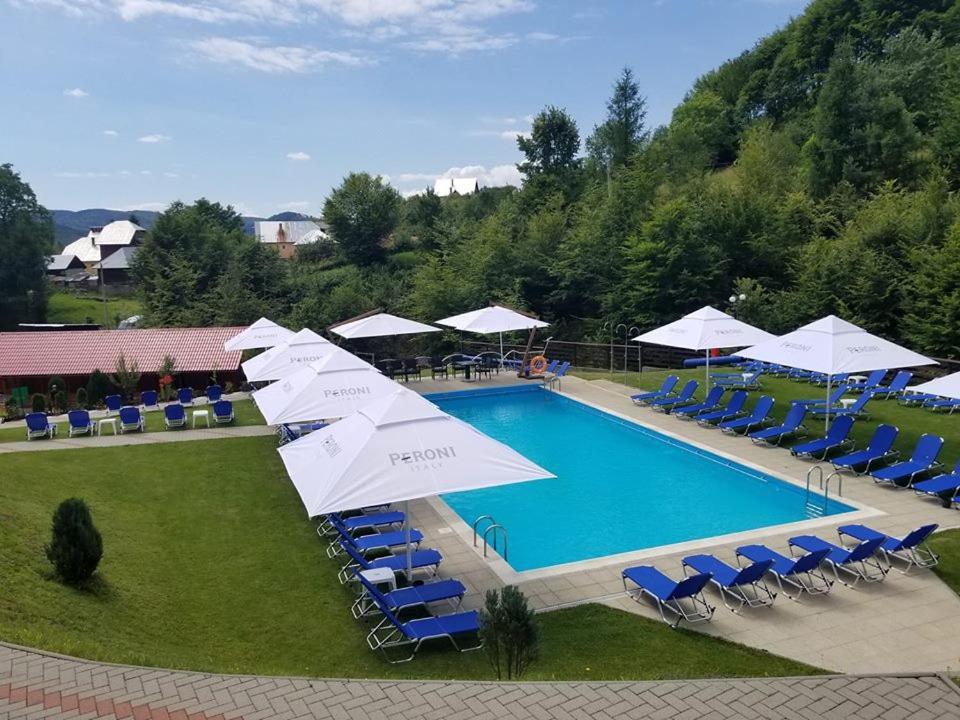 Complex Summertime Ξενοδοχείο Cavnic Εξωτερικό φωτογραφία